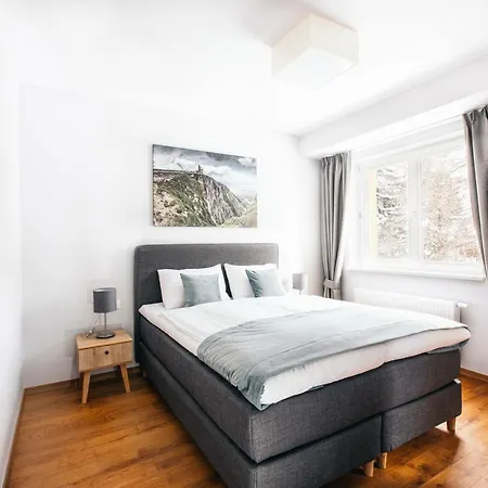 Stacja - Cisza I Komfort 4* שצ'קלארסקה פוראובה